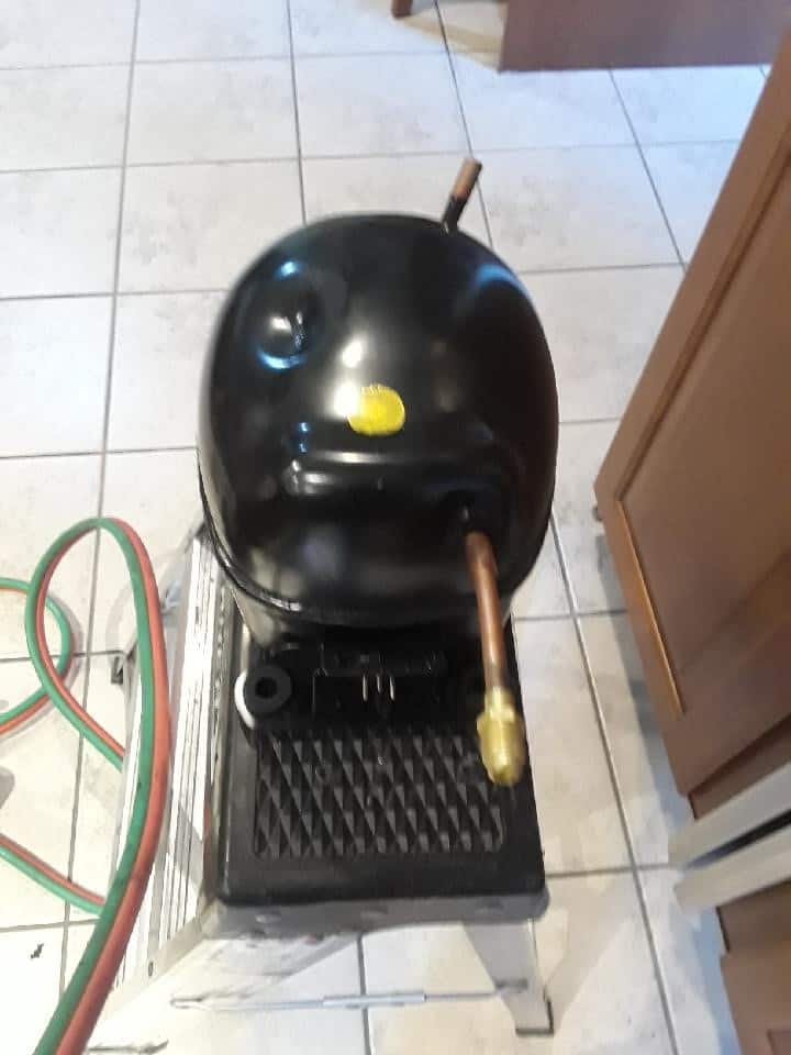 Compressor before installation Compressor before installation