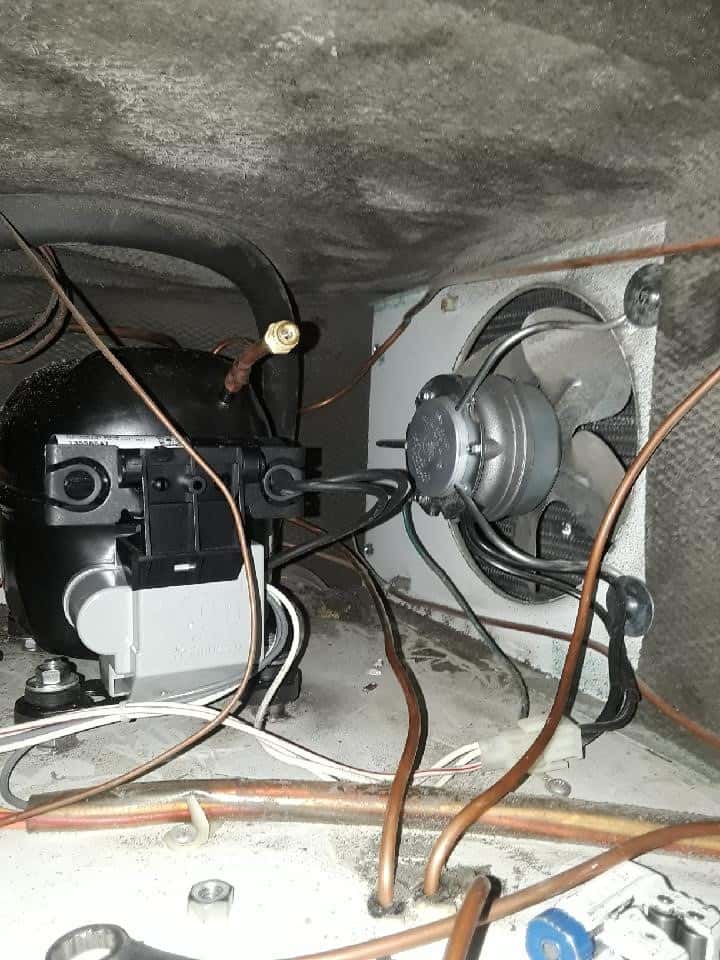 condenser fan motor and refrigerator compressor condenser fan motor and refrigerator compressor